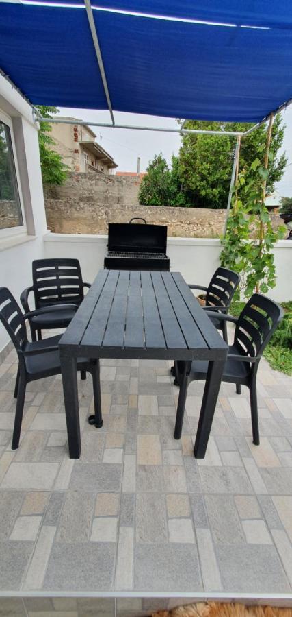 Sound Of The Sea Apartment Vrsi Exterior photo